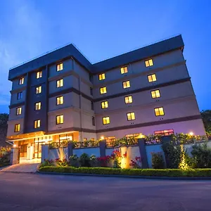 **** Hotel Athena Uganda