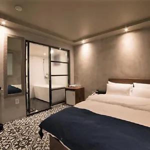 2* Motel Mw