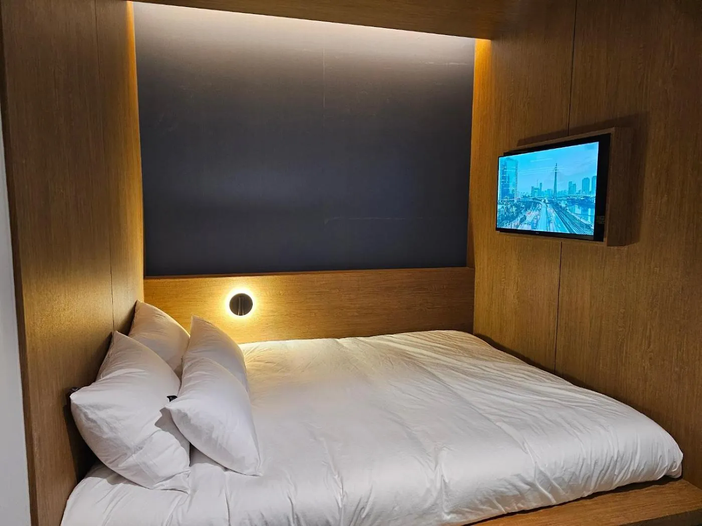 Huga Inn Seoul Hostel